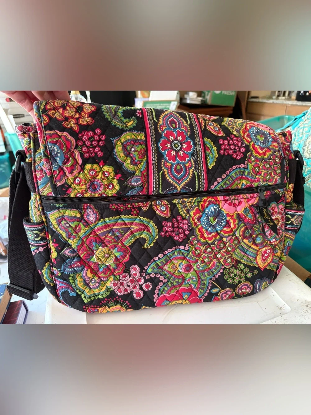 BACK TO SCHOOL Vera Bradley Black Quilted Laptop bag!! Clean and precious!!